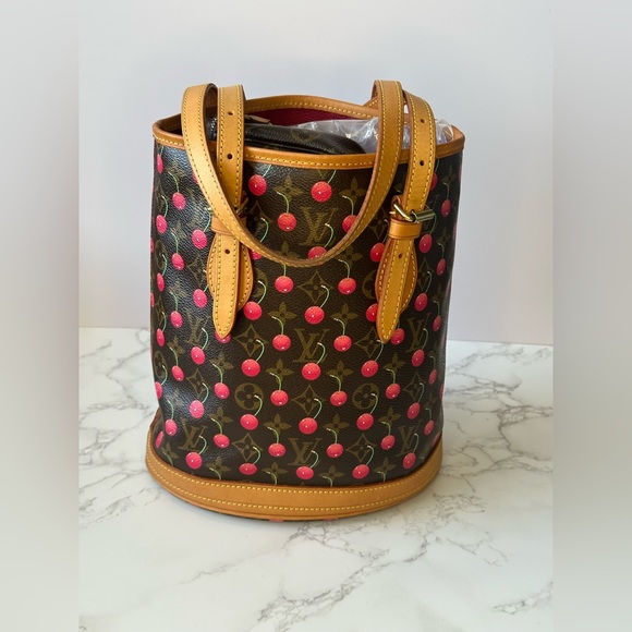 Vintage Louis Vuitton Limited Edition Cerises Bucket Bag with mini pouch - Picture 2 of 16